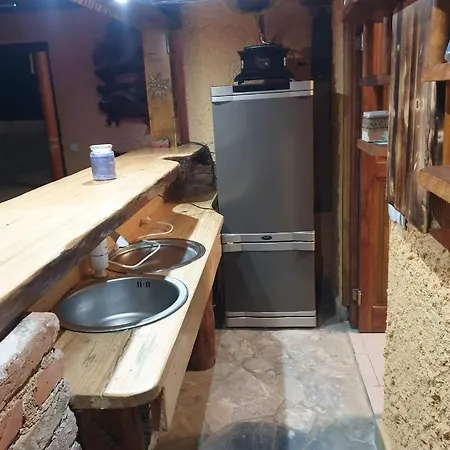 Apartma Misa, Tomo Ketis Sp