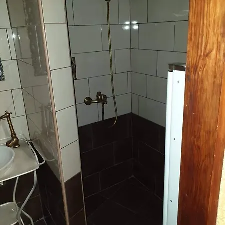 Apartma Misa, Tomo Ketis Sp