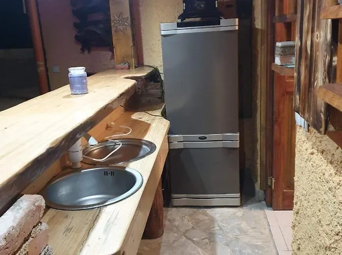 Apartma Misa, Tomo Ketis Sp