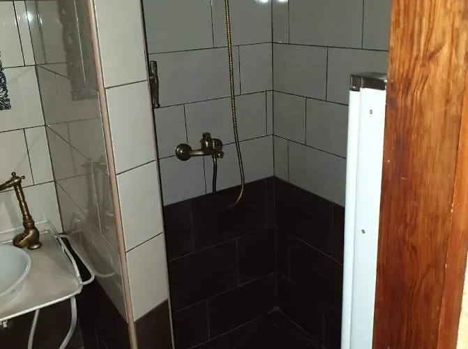 Apartma Misa, Tomo Ketis Sp